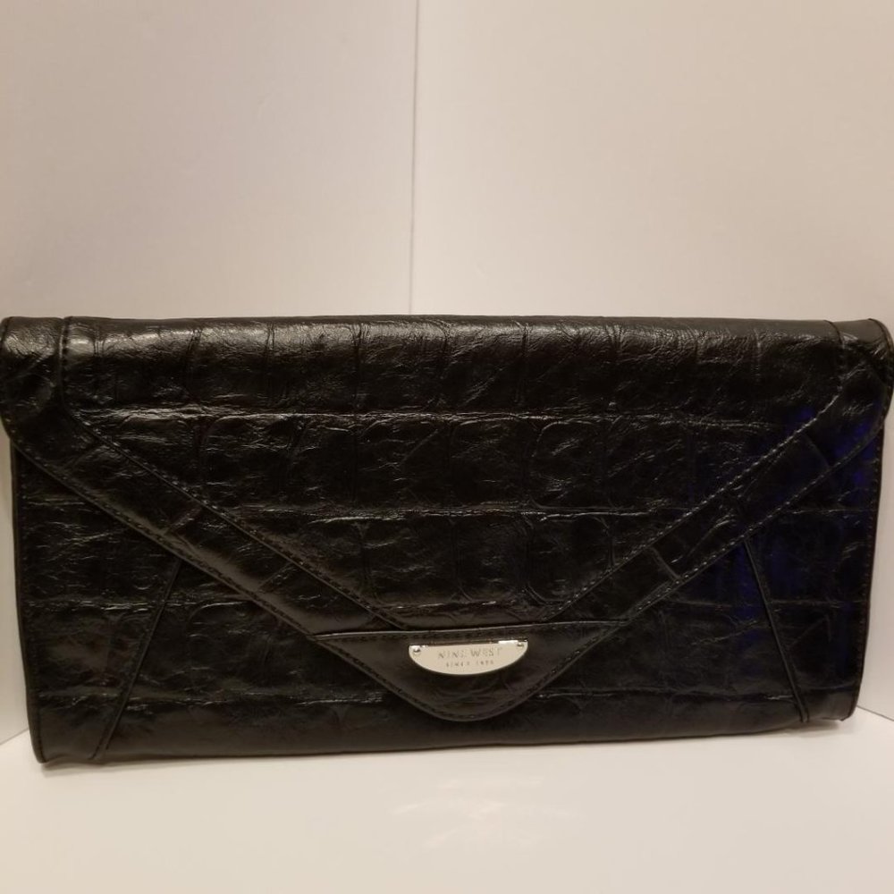 NWOT Nine West Clutch